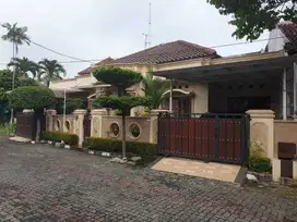 Rumah Srondol Bumi Indah Banyumanik Semarang