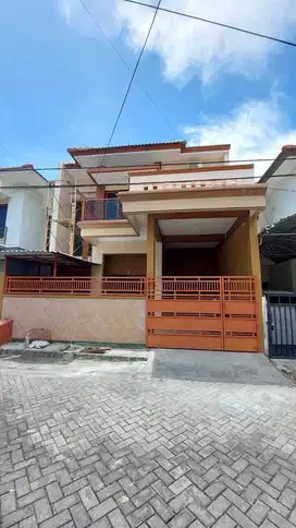 Rumah 2 lantai Siap Huni di Lebak Indah dekat Kenjeran (code : DND)