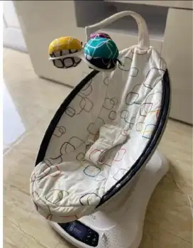 Bouncer/Ayunan Bayi Mamaroo Plush dari 4moms MURAHH!!