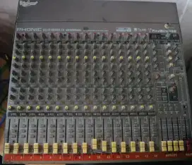 MIXER PHONIC HELIX BOARD 16 CHANNELS