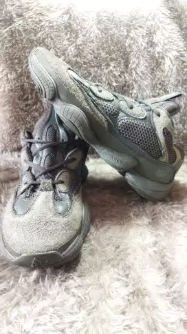 Adidas Yeezy 500 Granite Sneakers