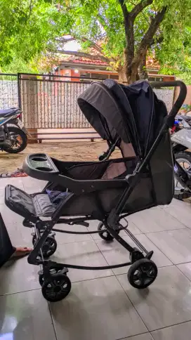 Stroller bayi merk pliko