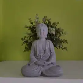 Buddha Statue
Patung Buddha
