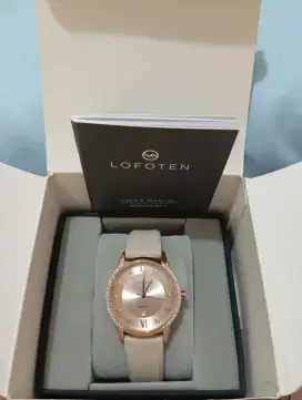 Jam Lofoten (wanita)