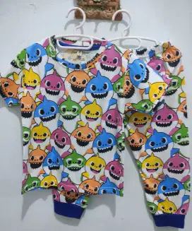 Set piyama anak unisex cw cowo baby shark