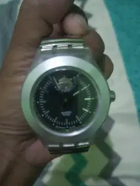 Jam SWATCH automatic