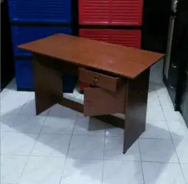 Meja kantor,Meja belajar ,kuat dan kokoh berkualitas + FREE ONGKIR