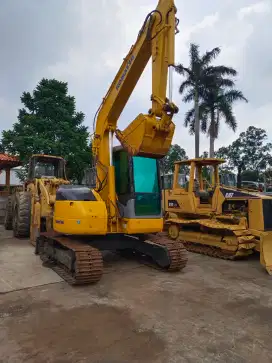 Excavator Komatsu PC78US Tahun 2019