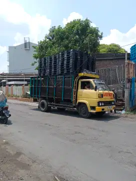 Supplier pallet plastik bekas murah palet plastik second  bisa kirim