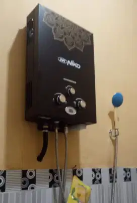 Pemanas Air Kamar Mandi Merk Niko