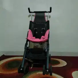 Stroller bayi bekas