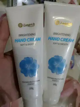 Krim tangan wanita