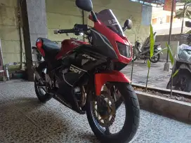 Dijual cepat ninja rr siap pakai