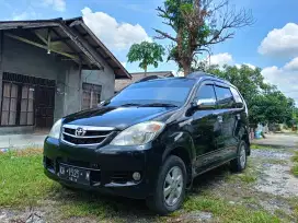 Mobil Toyota Avanza G Tahun 2008