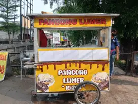 Gerobak jualan untuk gorengan,ropang, martabak dll