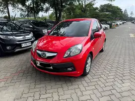 (Cash) Brio E at 2013 merah matic dp 5jt kredit murah