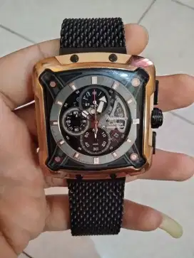 Jam tangan Alexandre Christie