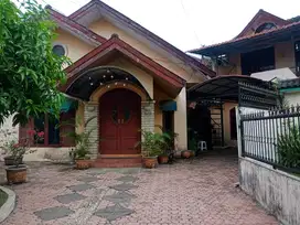 Rumah Besar Tanah Luas Perumahan Johor Indah Permai 1