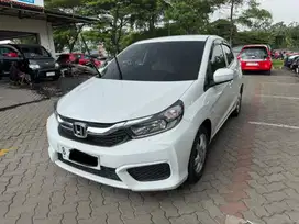 (Cash) Brio S manual 2019 putih dp 5jt murah kredit bagus e