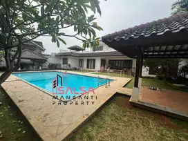 Dijual Rumah Cantik Di Pejaten Barat dekat kemang Jakarta Selatan