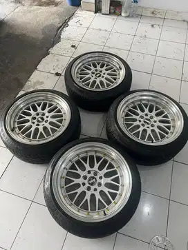 Velg R 17 BBS LM lobang 4