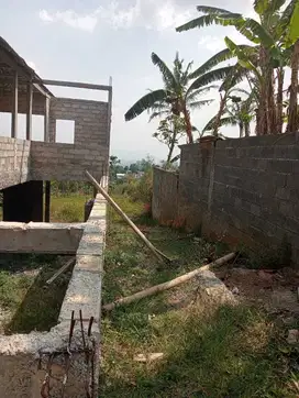 Rumah Murah Stengah Jadi Hitung Tanah di Sayap Ujung Berung Bandung