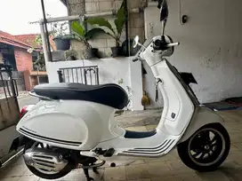 PIAGGIO VESPA PRIMAVERA 150 YACHT CLUB LIMITED EDITION