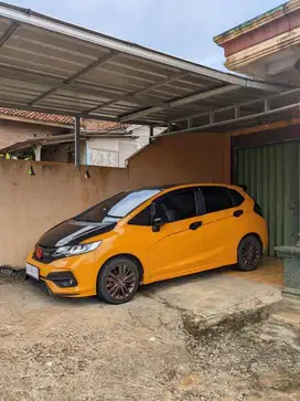 Honda jazz RS automatic