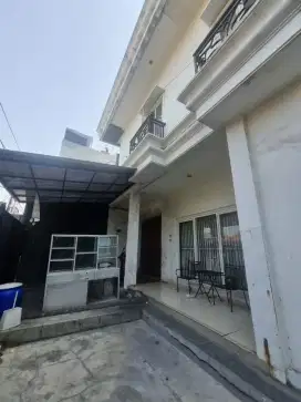 Dijual rumah strategis di Kwitang JakPus