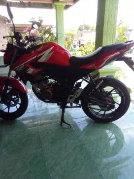 Jual cb 150r stretfegter