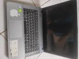 Laptop Asus x441u