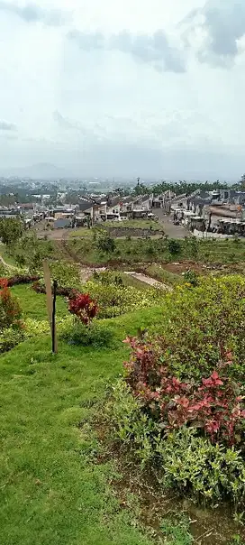 Yang butuh rumah dengan Privasi, Tenang nan Damai