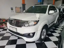 FORTUNER 2.5 G TRD SOLAR MATIC 2012