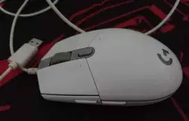 Mouse logitech g102
