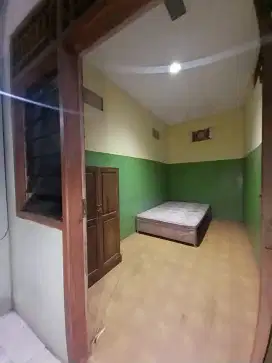 Kost khusus putri