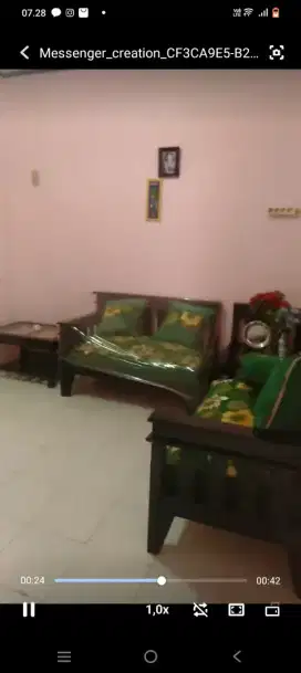 Dijual kursi, meja makan, tempat tidur, kulkas