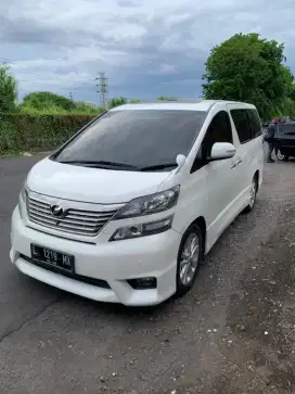 TOYOTA VELLFIRE 2.4 AT  PREMIUM SOUND Like New