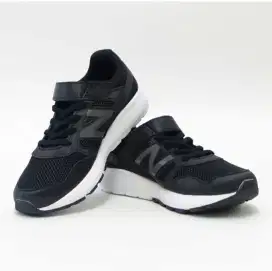 BNIB NEW BALANCE NEUTRAL RUNNING