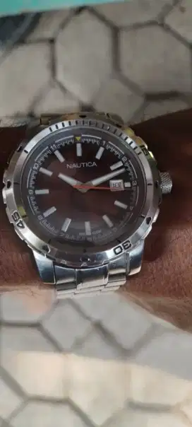 Jam tangan pria Nautica