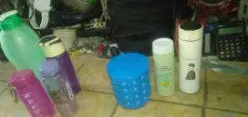Slhkn plh slh 1 paket dr botol air minum utk ank bw ke sklh spt baru