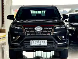 Fortuner VRZ TRD 2021 hitam istimewa