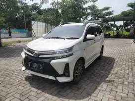 Toyota Avanza (Veloz) LOW KM