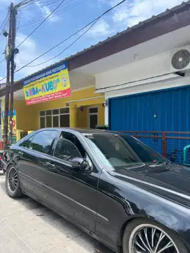 Mercedes Benz S Class S320L W220 2000