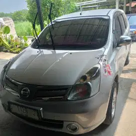 Grand Livina 2012 tipe sv pajak baru seri S lamongan