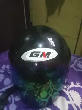 Bejual helm gm hitam