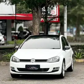 DP 36 JUTA! VOLKSWAGEN GOLF MK7 1.4 TSI AT 2014/2016 PUTIH