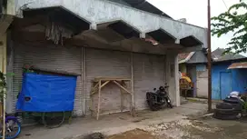 Dijual Ruang Usaha Selangkah dari Alun-alun di Dewi Sartika Batu