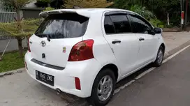 Toyota Yaris J matic 2012 TDP 5 juta saja