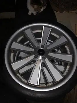 Velg mobil VIP status r22+ban toyo