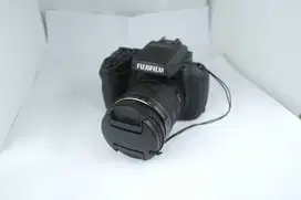 Kamera Fujifilm HS35EXR FHD Slowmotion 240fps 30xoptical zoom (24-720m